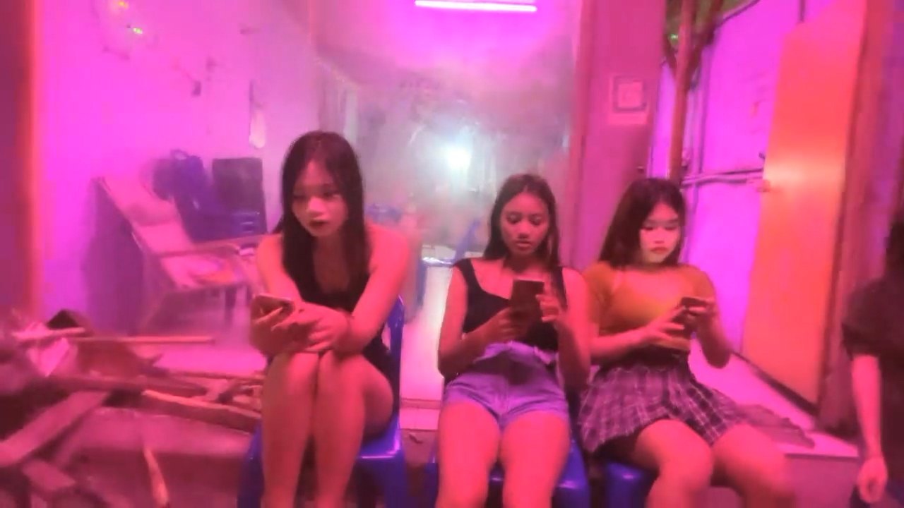金3角问柳2023081201
