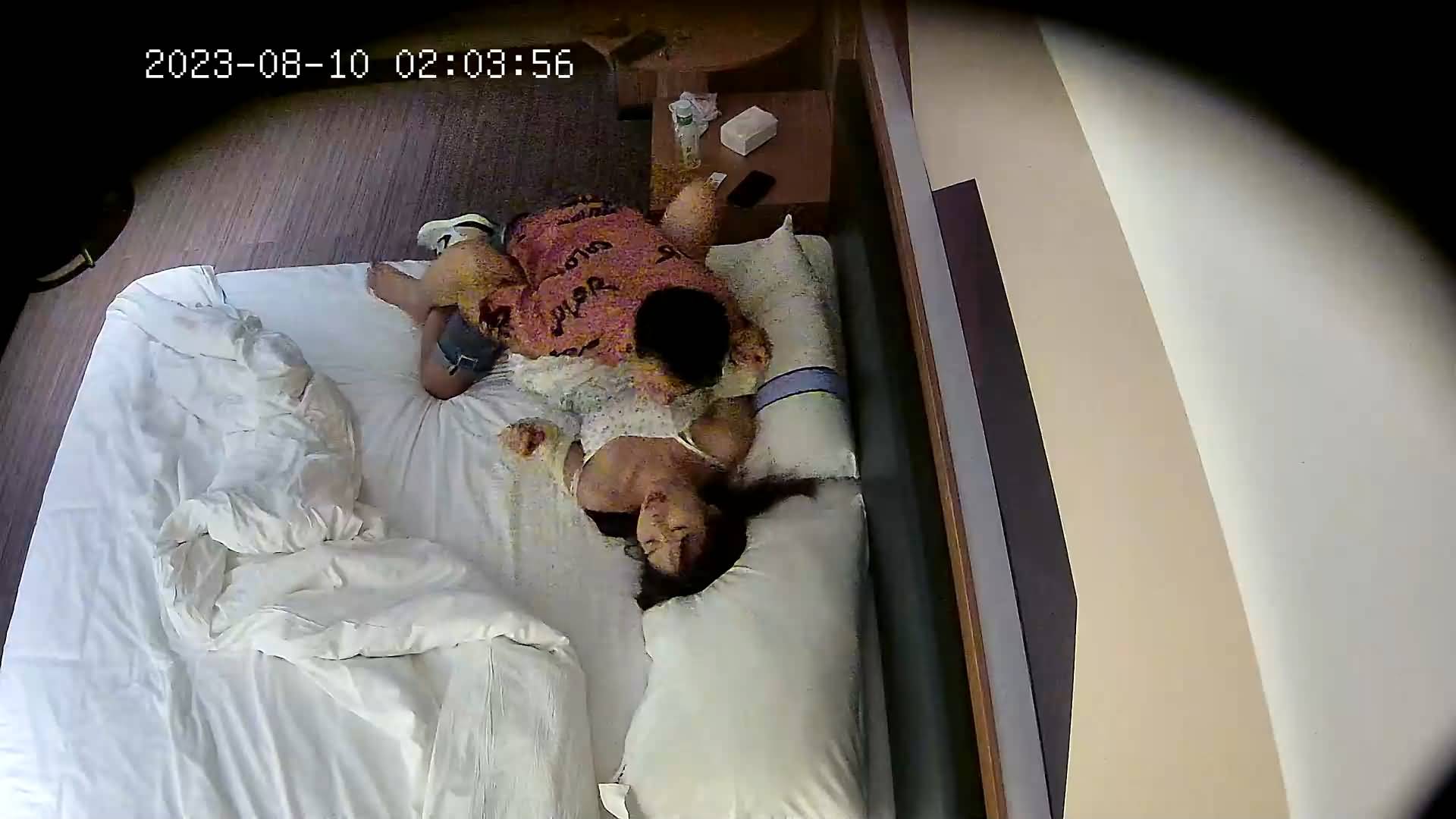 酒店偷拍 小美女约常客调情吃鸡 花样贼多2023082702