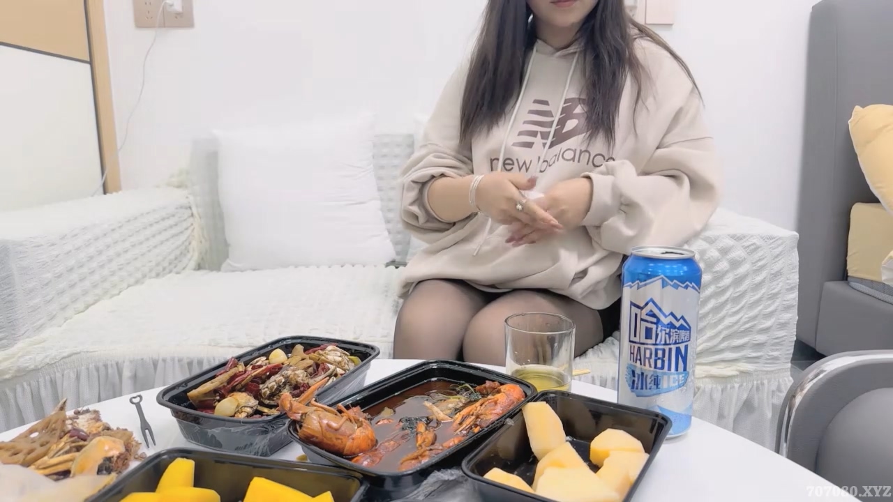 瘦猴先生探花 护肤店老板娘20231216