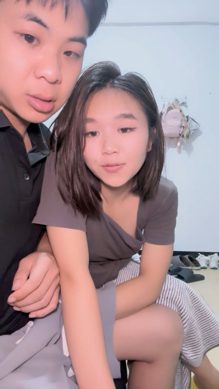 带少妇下海户外野战20240921