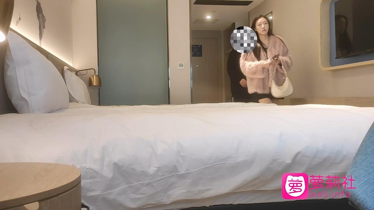 刚哥探花刚下海的清纯白虎小学妹情趣黑丝诱惑2024111803