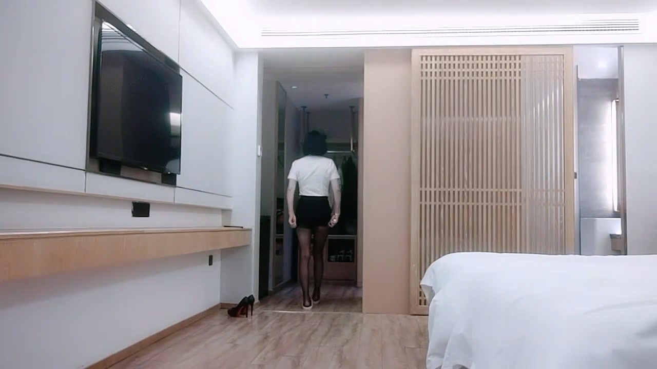 极品足浴探花 约了个大胸熟女技师 黑丝翘臀全套服务20250321