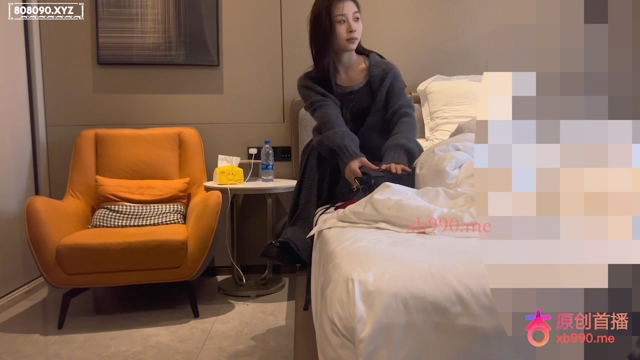 杏吧建材王哥EP13-刚下海的极品气质大圈妹子，妹子没啥经验很配合，就是很害羞一直忍着不叫20250618