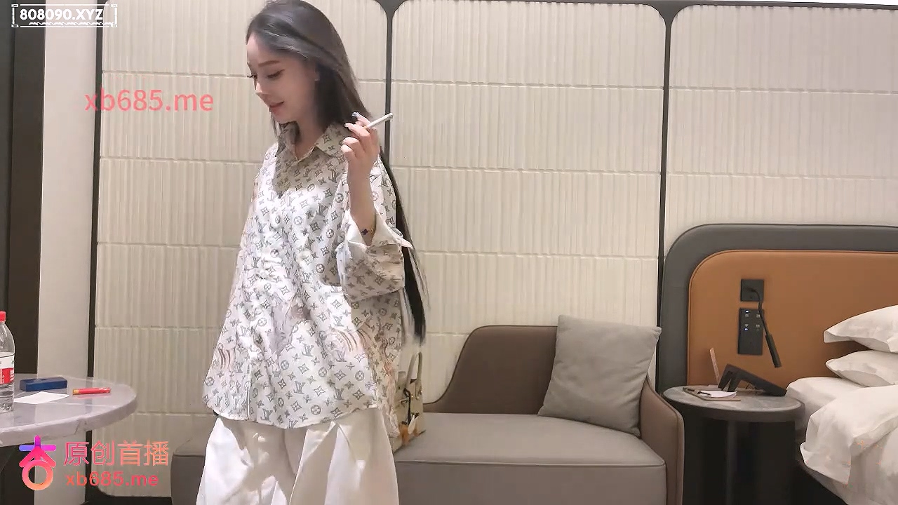 杏吧曹长卿EP13-约个在家门口兼职的妹子，妹妹长相气质不错，态度很差，不配合姿势20251001